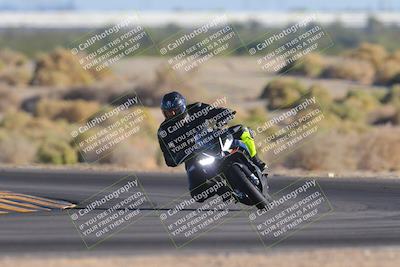 media/Nov-06-2023-Moto Forza (Mon) [[ce023d0744]]/3-Intermediate Group/Session 5 (Turn 4)/